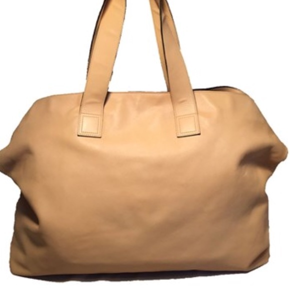 Authentic Chanel lamb leather weekend tote - Picture 2 of 8